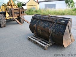 KOMATSU WA75 4x4 ALLRAD  HYDR. SCHNELLWECHSLER PALETTENG