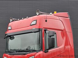 Scania R560 6x2/4 / FULL AIR / RETARDER / PARKING COOL...