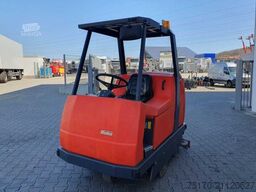 Hako matic B 1100 / nur 704h! / 2006