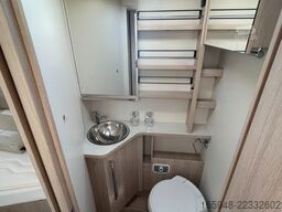 RAPIDO F 666 | *Face2Face, Automatik, Einzelbetten*