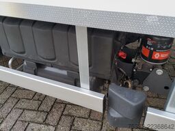 Renault D 18-BZT-7 - 280 P 4x2 12 TON - OPBOUW LENGTE I...