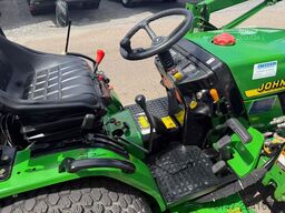John Deere 4100 Allrad Frontlader Mähwerk Sammler