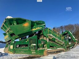 McCloskey R230 Screener w/ Grizzly
