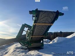 McCloskey R230 Screener w/ Grizzly