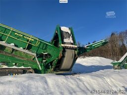 McCloskey R230 Screener w/ Grizzly