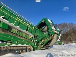 McCloskey R230 Screener w/ Grizzly