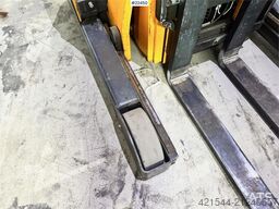 Jungheinrich ETV 114 Electric Forklift
