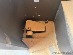 Nissan UNS 140 Reach Truck