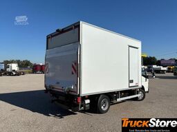 Mitsubishi Canter 9C18 THERMOKING