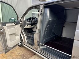 Volkswagen Transporter 2.0 TDI L2H1 150pk Automaat DSG 2x ...