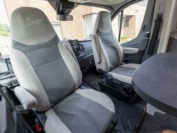 Ford Challenger 328 Graphite Edition Premium