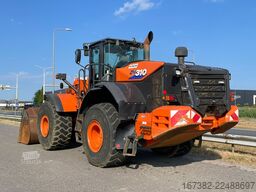 Hitachi ZW310-6