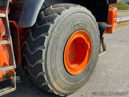Hitachi ZW310-6