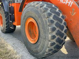 Hitachi ZW310-6