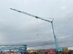 Potain IGO32 Tri/A Mobile self-erecting tower c