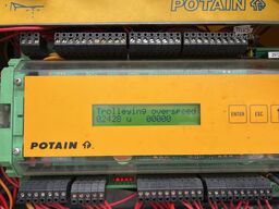 Potain IGO32 Tri/A Mobile self-erecting tower c