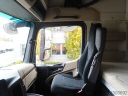 Mercedes-Benz Actros 2545 6×2 MP5 / FULL ADR / Curtain