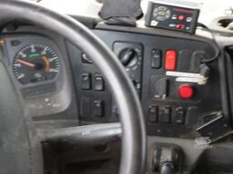 Mercedes-Benz Axor 2633 + 6x2 + euro 5 + manual