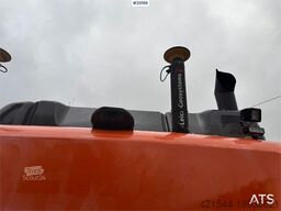 Hitachi ZX190LC-6 Tracked excavator w/ 2 buckets, tilt and