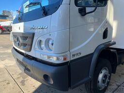Mercedes-Benz Accelo 915 4x2 Closed Cargo Truck