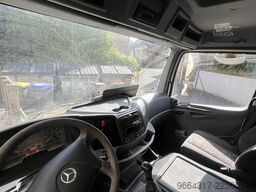 Mercedes-Benz Axor 1833