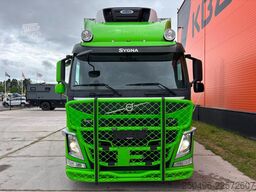 Volvo FM 370 6x2*4 RETARDER / SUPRA 850 / BOX L=7469 mm