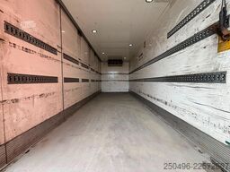 Volvo FM 370 6x2*4 RETARDER / SUPRA 850 / BOX L=7469 mm