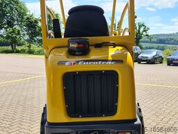 Eurotrac W11 Schutzdach 26 PS  Hoflader Radlader