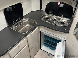 KARMANN Dexter 550 - Hubbett - Heckbad - Klima -