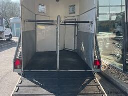 BÖCKMANN Duo 2- Pferdeanhänger Holz/Poly 2t. Sattelkammer