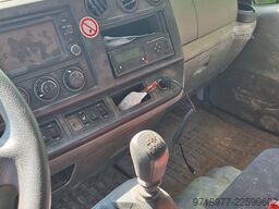 Nissan NT 500