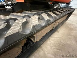 Kubota U 27-4