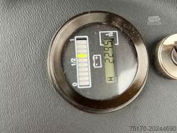 YALE MS 12 AC / Triplex: 4m! / nur 229h! / 2014