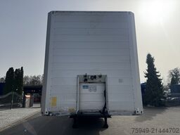 Schmitz Cargobull SKO24/L Doppelstock-Koffer, Liftachse