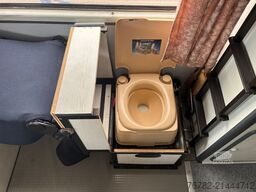 VOLKSWAGEN LT-28 Westfalia SERVO / 6 Zylinder