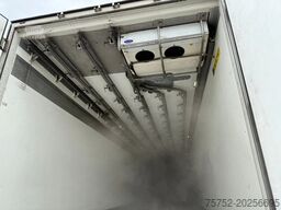 Schmitz Cargobull SKO 24 5x Vleeshaken Rohrbahnen Fleisch Carrier...