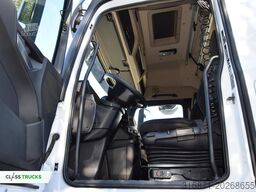 MERCEDES-BENZ Actros 5 1845 BigSpace LED lights