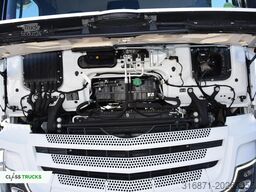 MERCEDES-BENZ Actros 5 1845 BigSpace LED lights