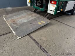 Volvo FM440 / Euro 5 / Tail Lift / VEB+ / TUV: 2-2027...