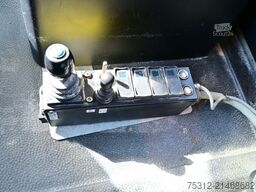 Mercedes-Benz Arocs 3251  E6 8x4 Retarder Blatt Blatt AHK 26T