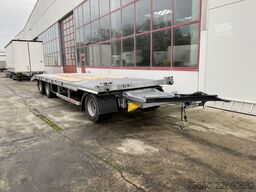 Möslein T 3-8,20 P OR  3 Achs Tieflader gerader Ladefläche 8,10 m,Neufahrzeug