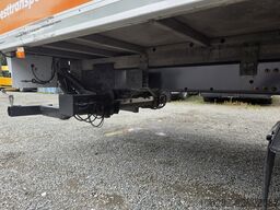 Volvo FL 250 Koffer mit Portaltüren