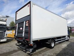 Volvo FL 250 Koffer mit Portaltüren Blatt/Luft