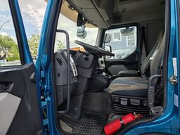 Volvo FL 250 Koffer mit Portaltüren Blatt/Luft