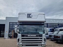Scania P94 Roelofsen 5paards paardenvrachtwagen met li...