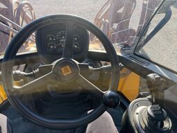 JCB 427