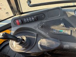 JCB 427