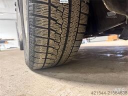 Volkswagen Caddy 4x4 with 2 sets of tires and interior fittin