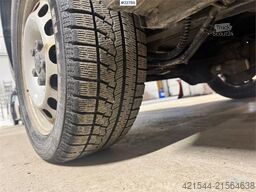 Volkswagen Caddy 4x4 with 2 sets of tires and interior fittin