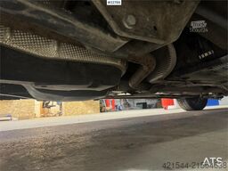 Volkswagen Caddy 4x4 with 2 sets of tires and interior fittin